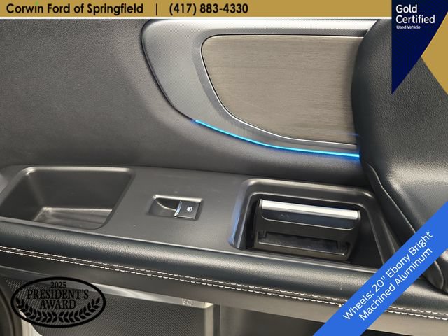 Certified 2025 Ford Expedition Platinum AWD/4WD image 16