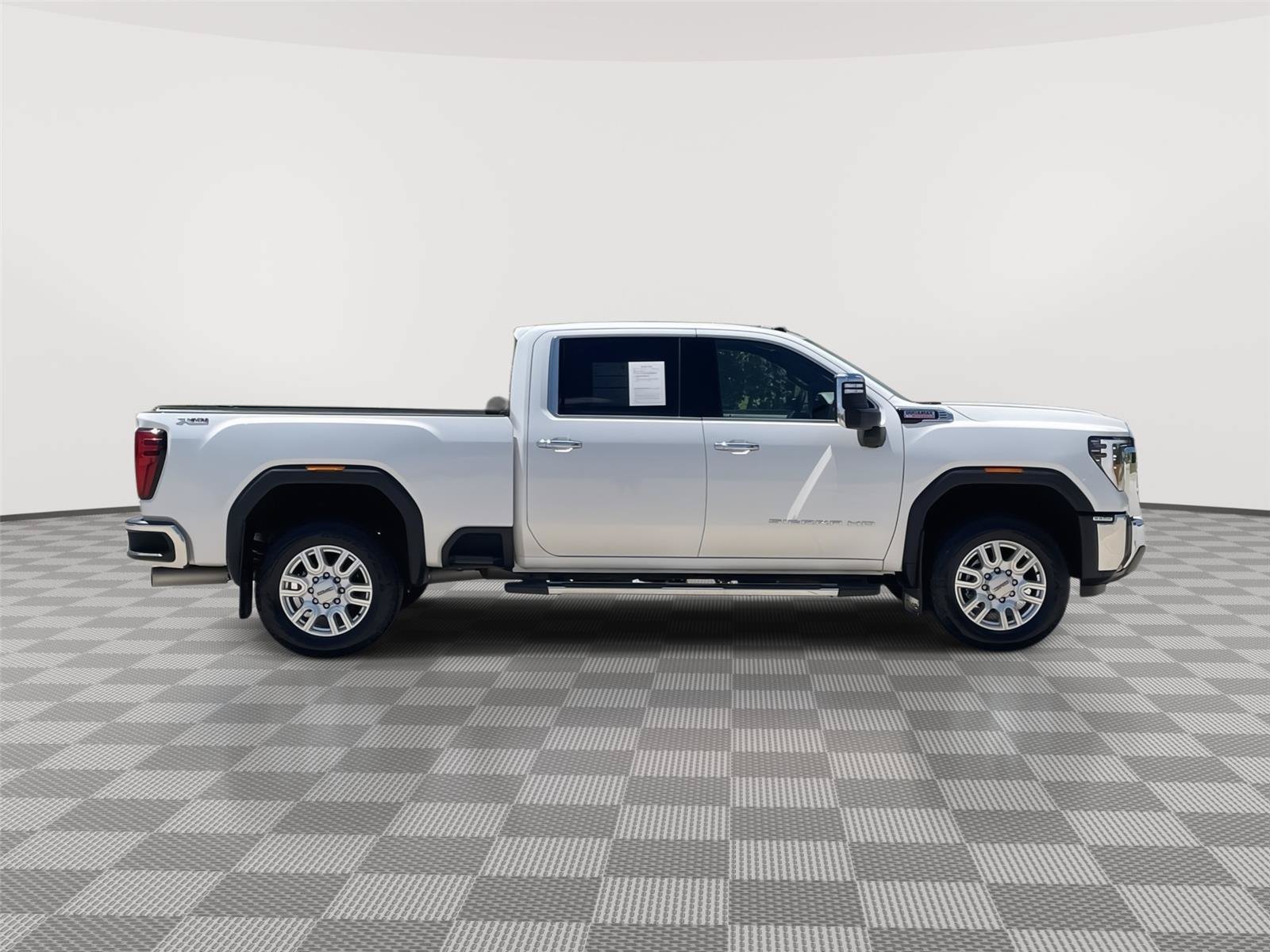 Used 2024 GMC Sierra 2500 SLT w/ SLT Premium Package AWD/4WD image 6