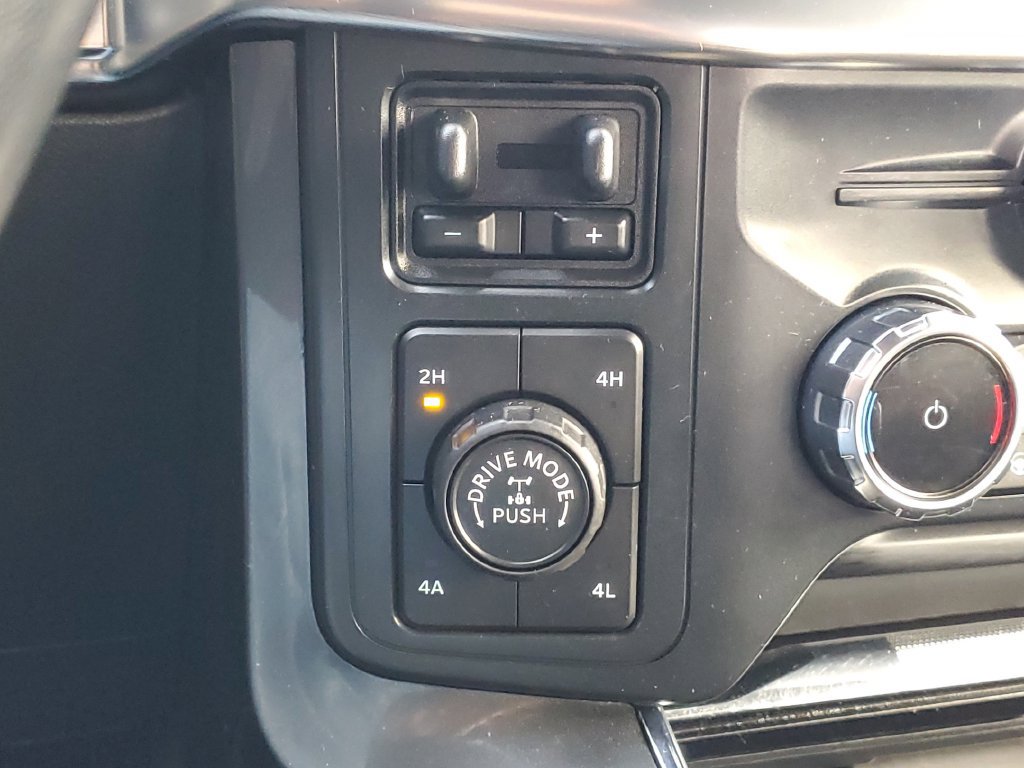 Certified 2022 Ford F150 Lariat w/ Equipment Group 502A High AWD/4WD image 33