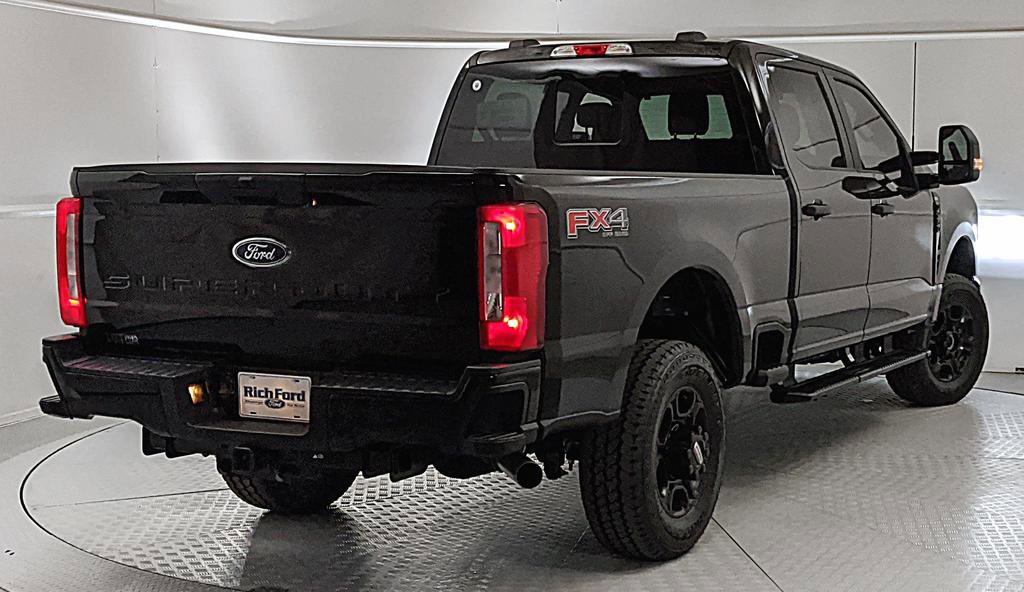 Certified 2026 Ford F250 XL w/ STX Appearance Package AWD/4WD image 3