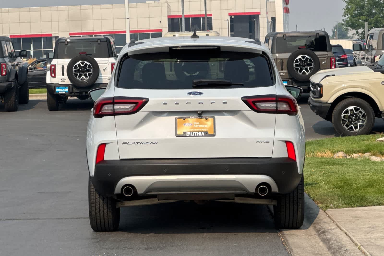 Certified 2025 Ford Escape Platinum AWD/4WD image 7