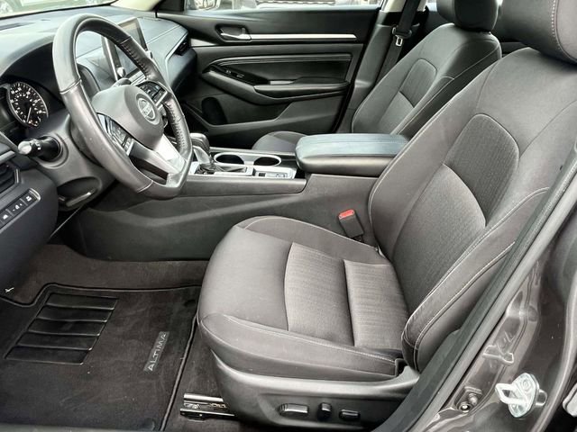Used 2022 Nissan Altima 2.5 SV w/ SV Premium Package image 9