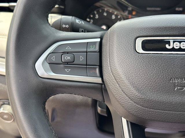 Used 2024 Jeep Compass Limited AWD/4WD image 17