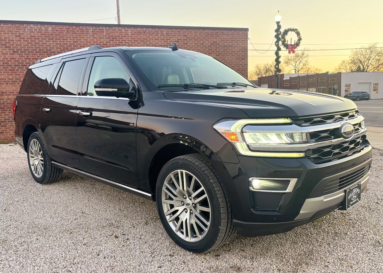 Certified 2024 Ford Expedition Max Limited image 7