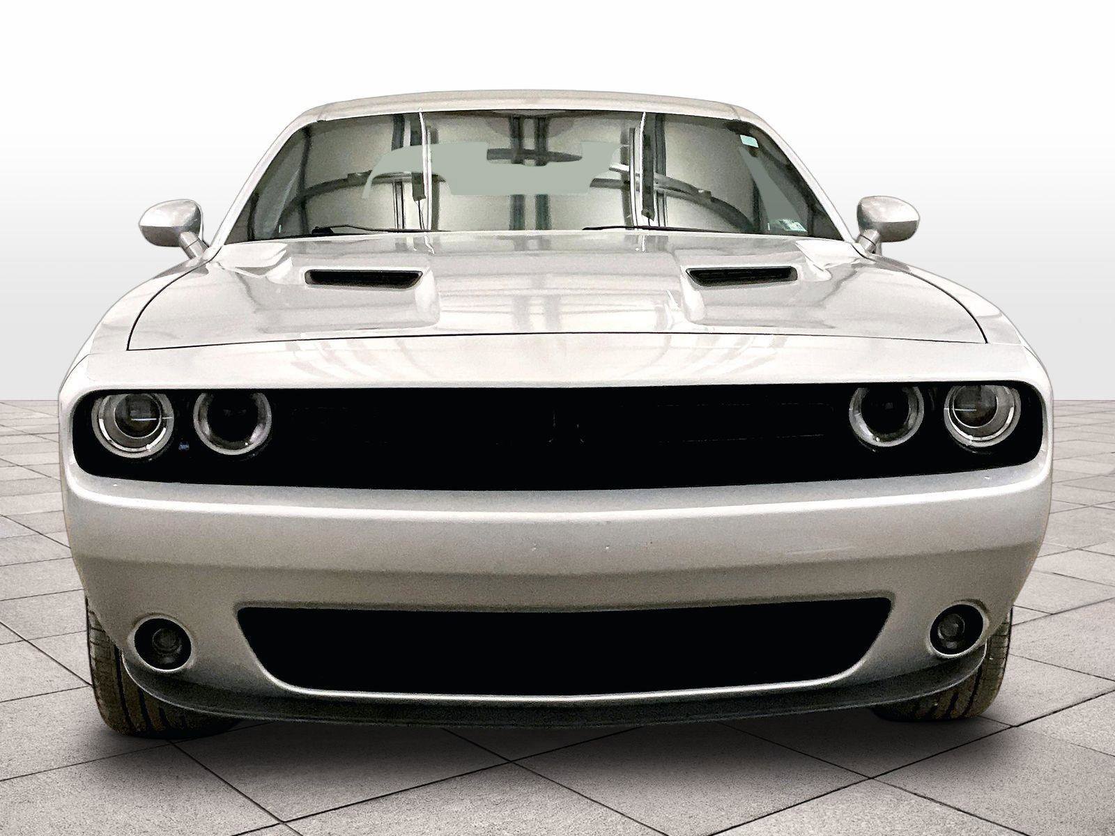 Used 2022 Dodge Challenger SXT w/ Blacktop Package RWD image 3