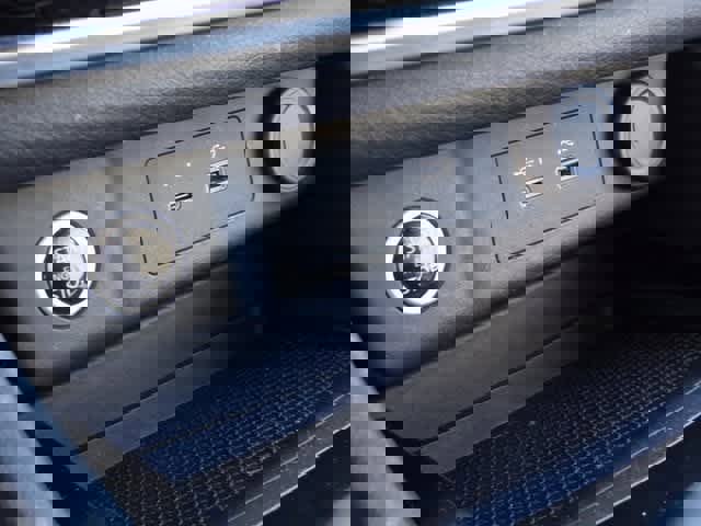 Used 2021 Nissan Rogue SV image 15