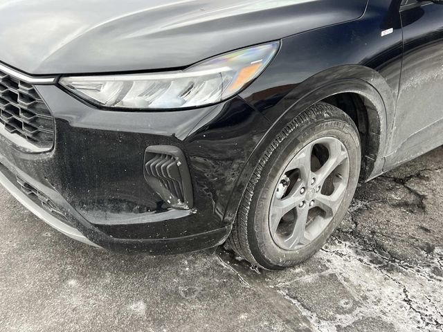 Certified 2024 Ford Escape ST-Line w/ Tech Pack #1 image 7