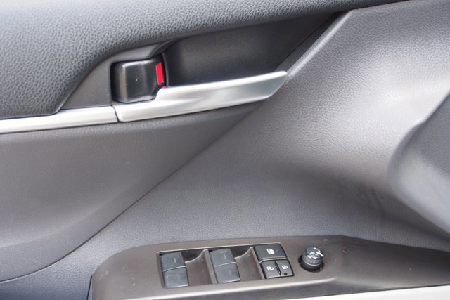 Used 2024 Toyota Camry LE image 19