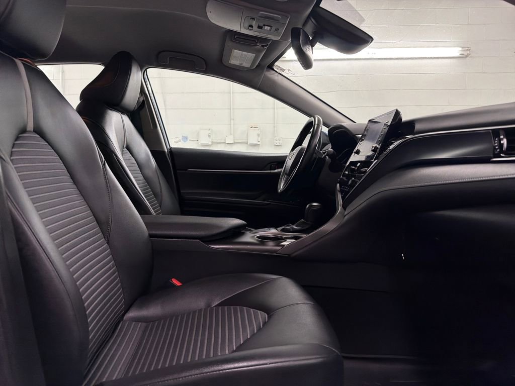 Used 2023 Toyota Camry SE image 27