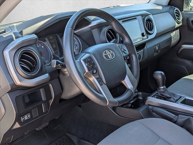 Used 2017 Toyota Tacoma SR5 w/ Tow Package RWD image 9