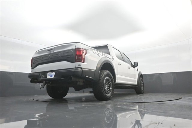Certified 2018 Ford F150 Raptor w/ Equipment Group 802A Luxury image 32