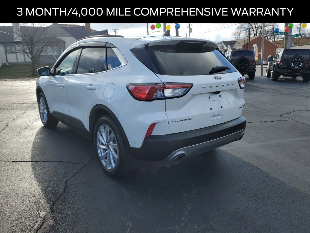 Certified 2022 Ford Escape Titanium w/ Titanium Elite Package image 3