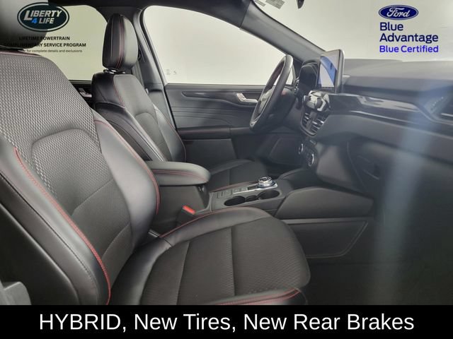 Certified 2024 Ford Escape ST-Line Select AWD/4WD image 18