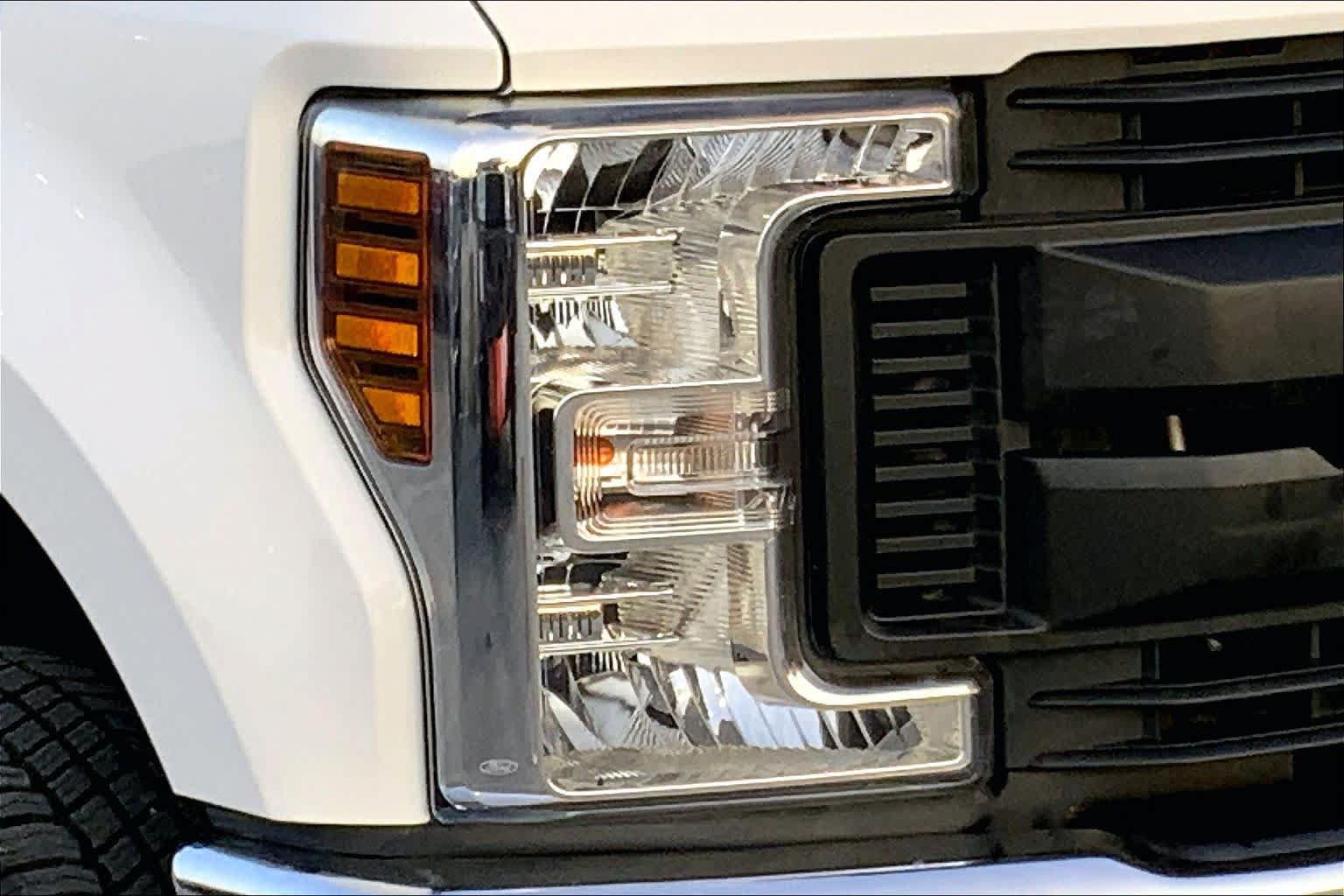 Certified 2019 Ford F250 XL w/ XL Value Package AWD/4WD image 22