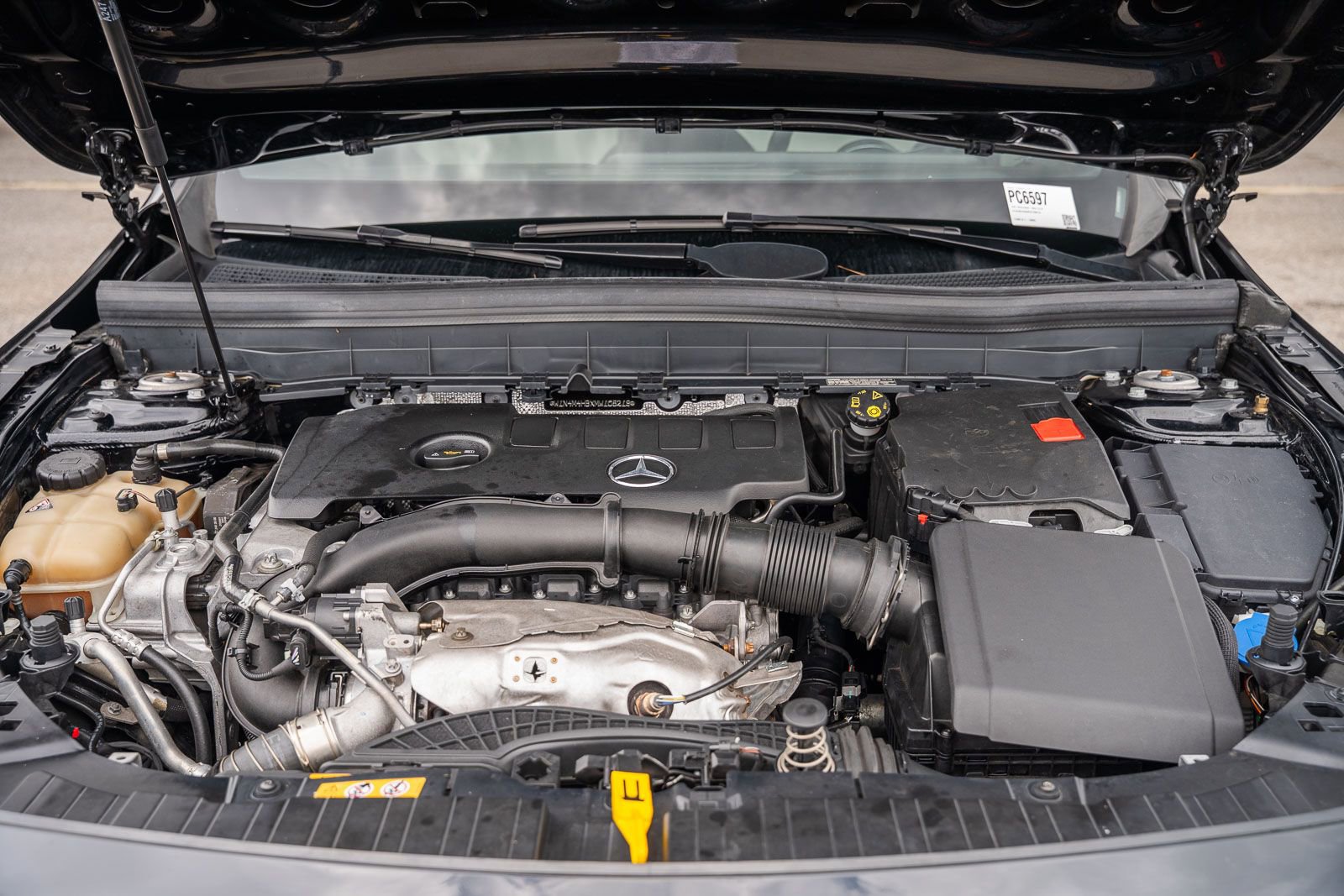 Used 2021 Mercedes-Benz GLB 250 4MATIC w/ AMG Line image 23