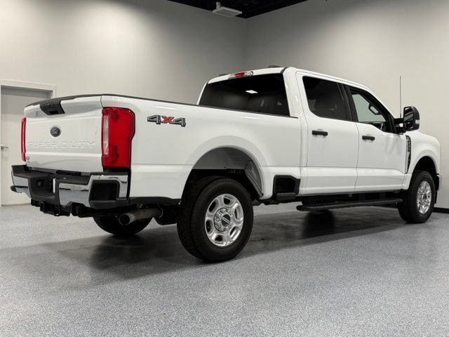 Certified 2025 Ford F250 XLT AWD/4WD image 13