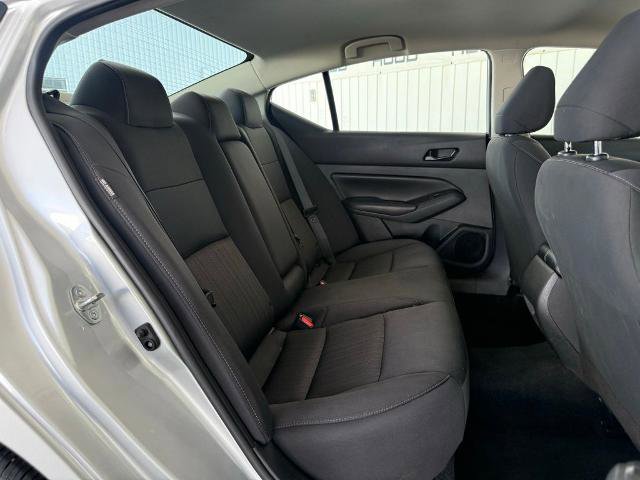 Used 2024 Nissan Altima 2.5 S FWD image 9