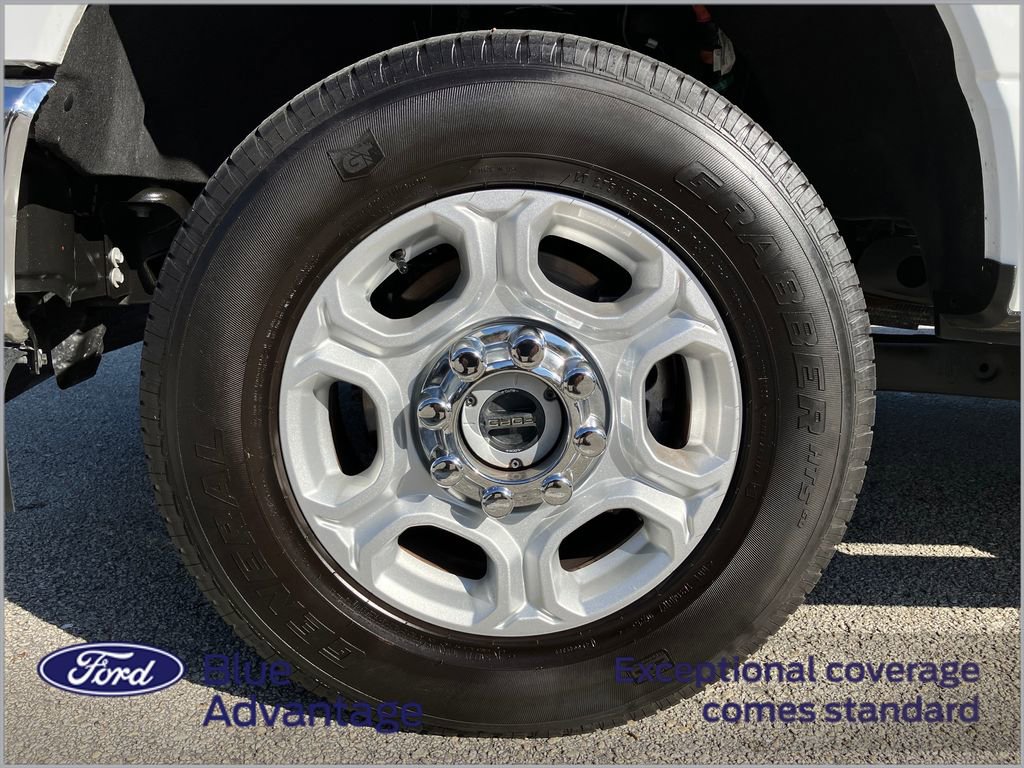 Certified 2025 Ford F250 XLT image 11