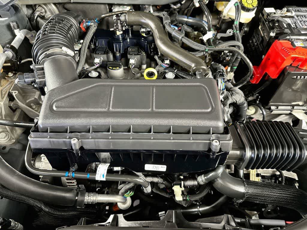 Certified 2025 Ford Escape Active AWD/4WD image 9