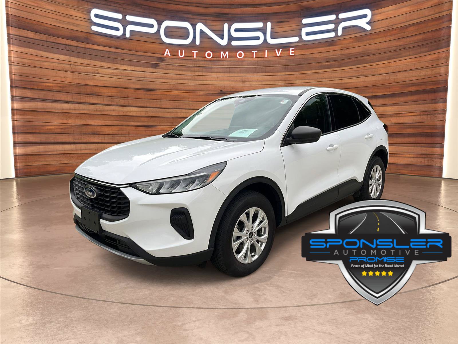 Certified 2024 Ford Escape Active AWD/4WD image 1