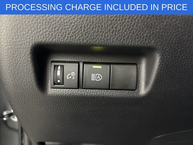 Used 2024 Toyota RAV4 XLE FWD image 20