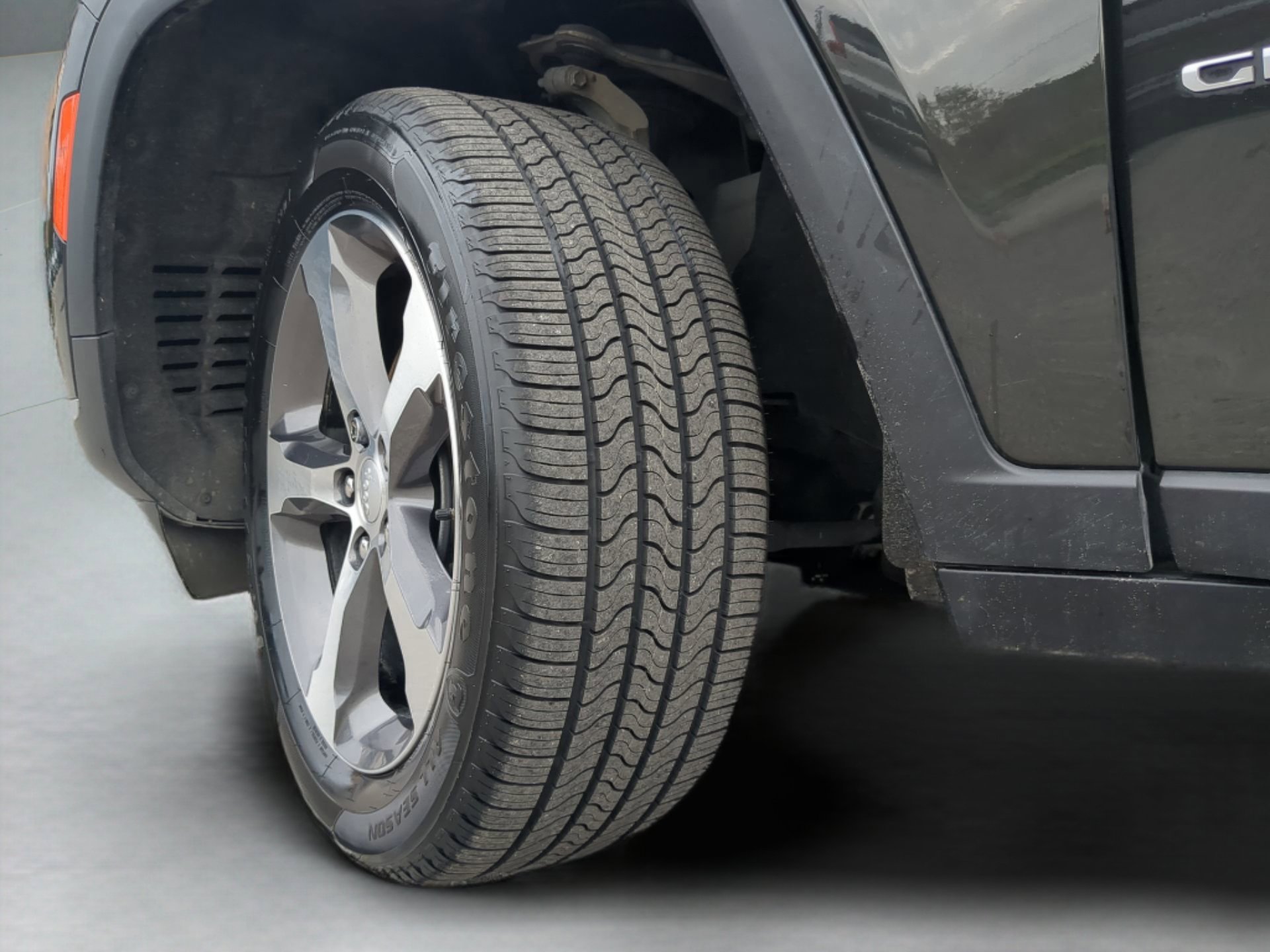 Used 2024 Jeep Grand Cherokee L Limited image 66