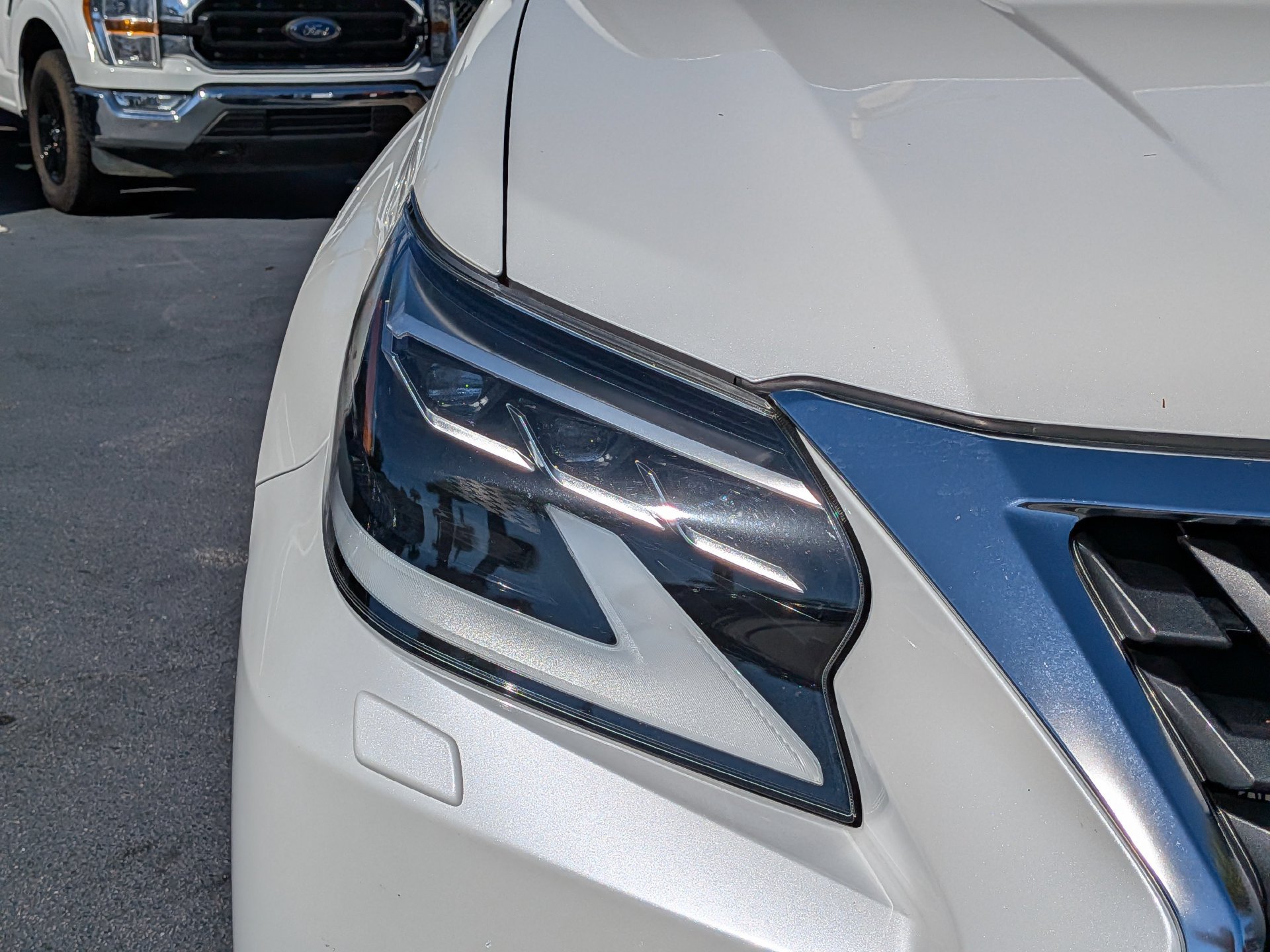 Used 2021 Lexus GX 460 Premium w/ Premium Package AWD/4WD image 11