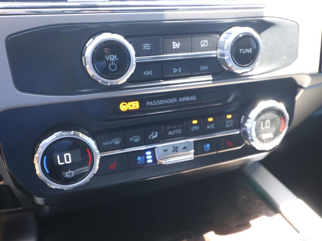 Certified 2022 Ford F250 Lariat w/ Lariat Value Package AWD/4WD image 23