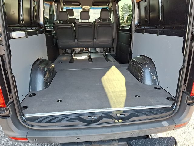 Used 2020 Mercedes-Benz Sprinter 2500 image 35