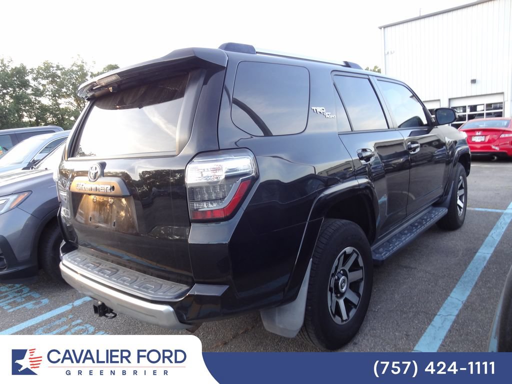 Used 2017 Toyota 4Runner TRD Off-Road AWD/4WD image 5