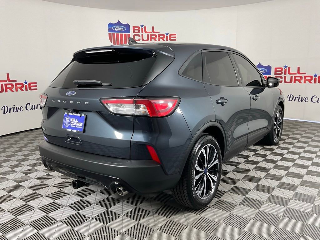 Certified 2022 Ford Escape SE w/ SE Sport Appearance Package image 5