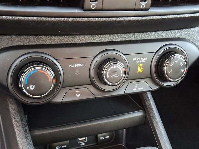 Used 2023 Kia Forte LXS image 18