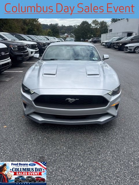 Certified 2018 Ford Mustang Coupe RWD image 2