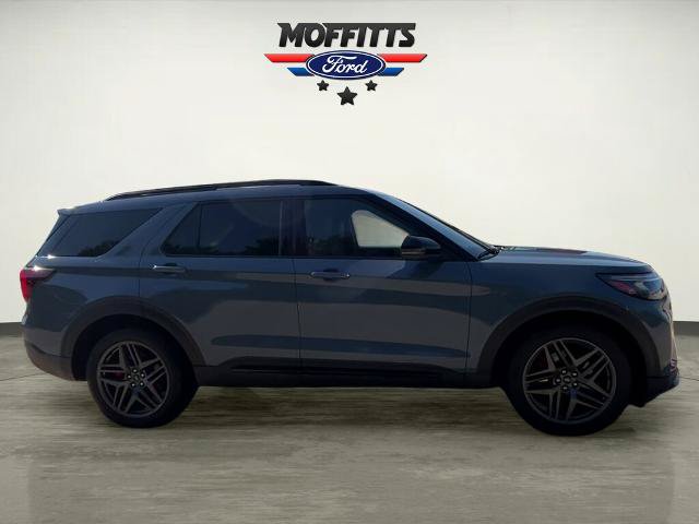 Certified 2025 Ford Explorer ST AWD/4WD image 6