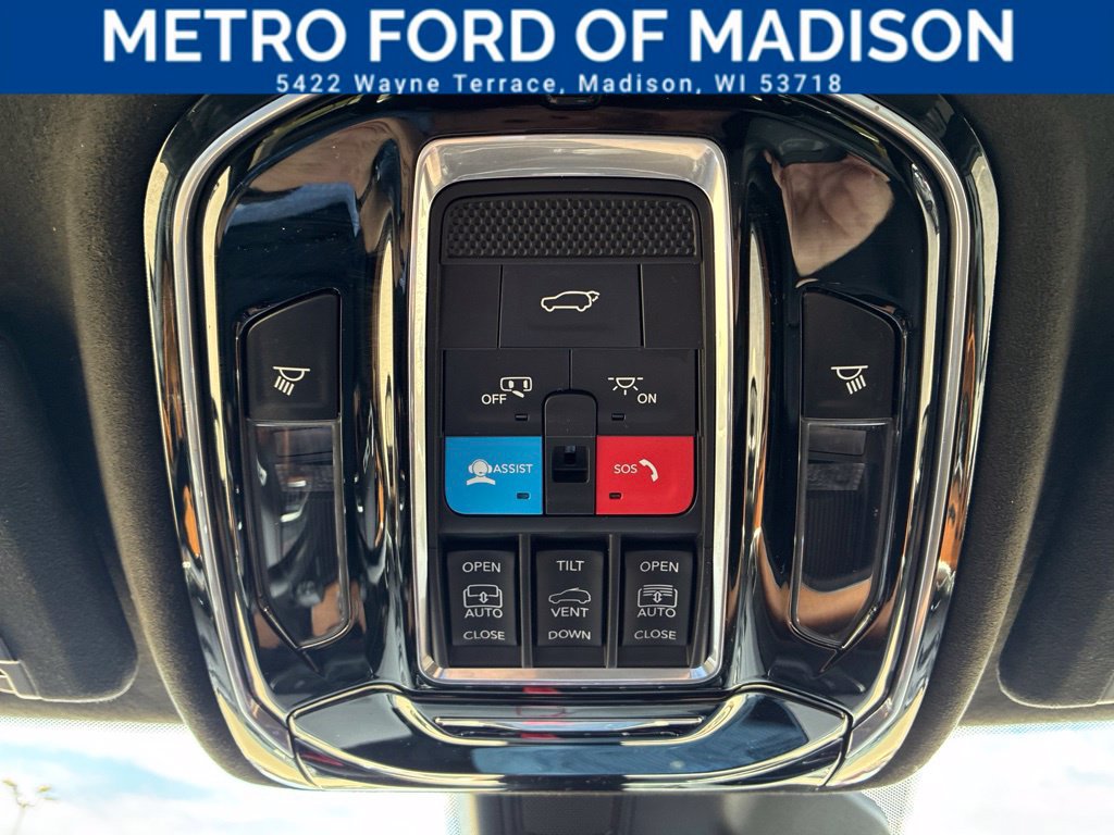 Used 2021 Jeep Grand Cherokee L Summit AWD/4WD image 29