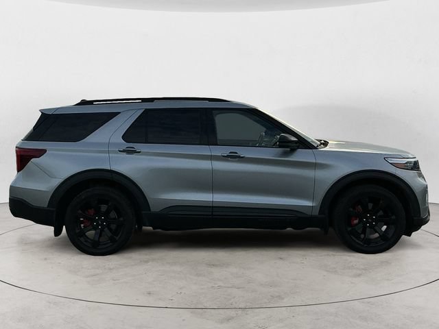 Certified 2024 Ford Explorer ST w/ Equipment Group 401A AWD/4WD image 6