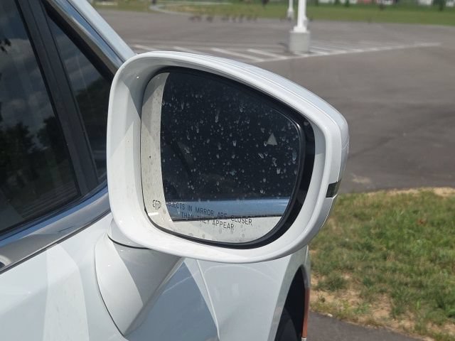 Used 2022 Chrysler Pacifica Touring-L FWD image 6