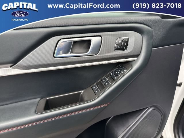 Certified 2025 Ford Explorer ST-Line w/ Premium Package image 20