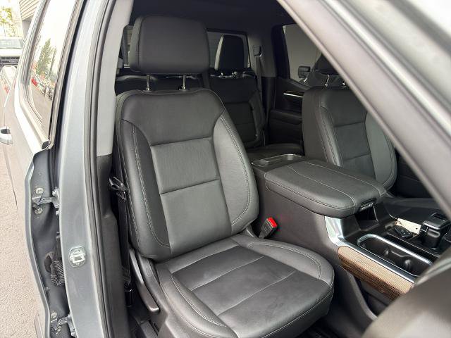 Used 2025 GMC Sierra 1500 Elevation w/ Elevation Premium Package AWD/4WD image 12