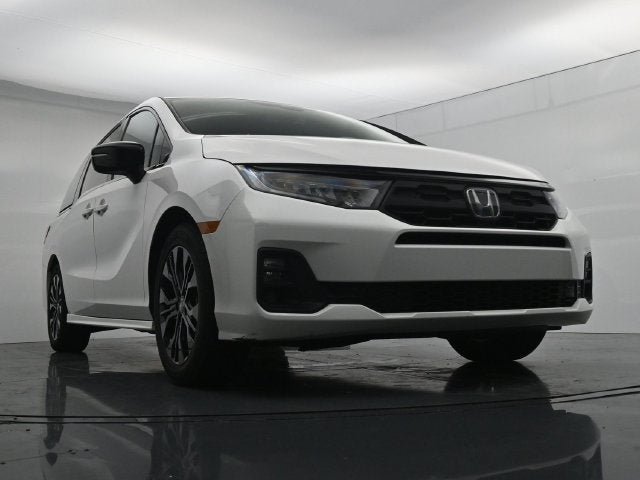 Used 2025 Honda Odyssey Sport-L image 38