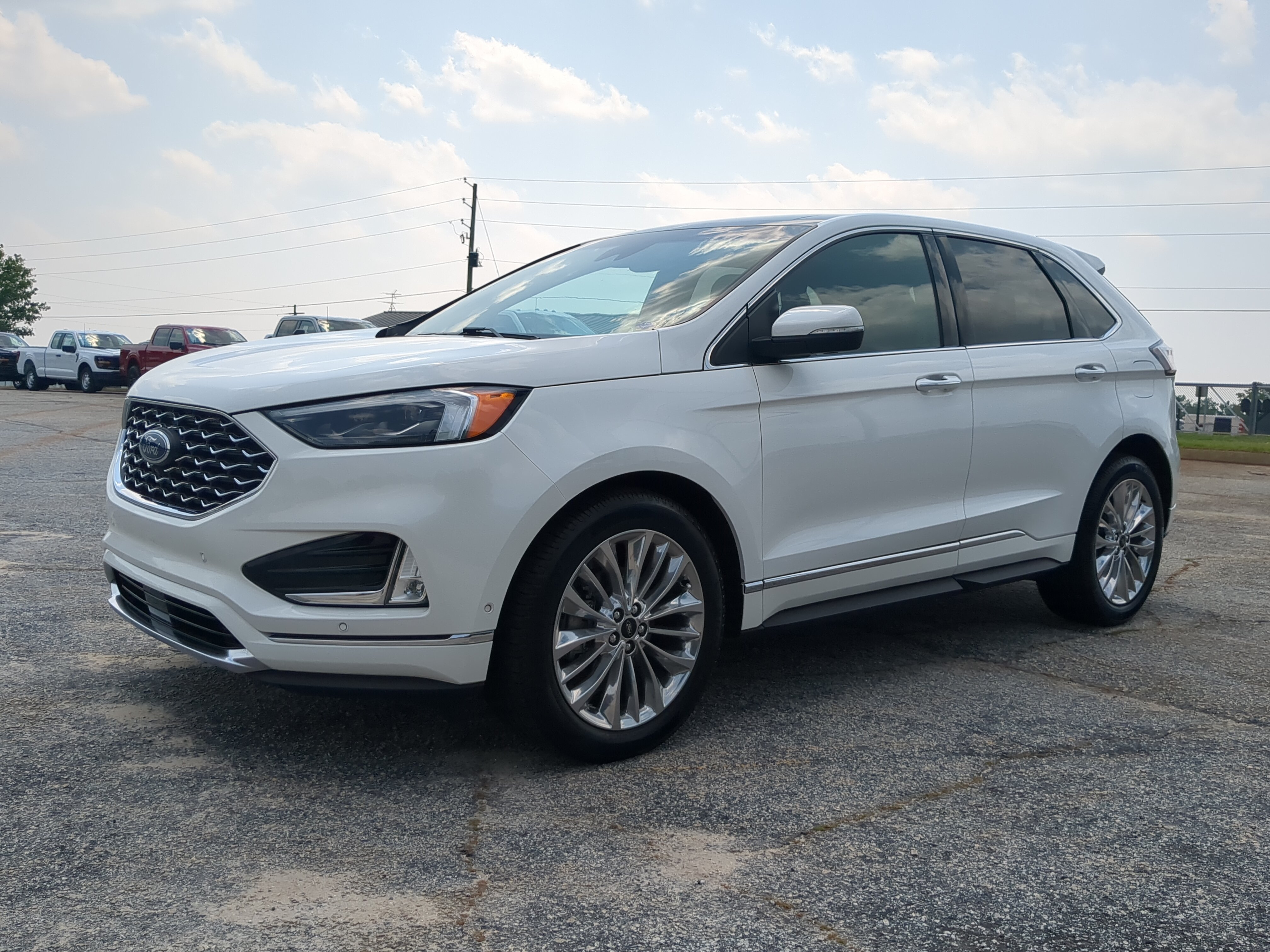 Certified 2020 Ford Edge Titanium w/ Equipment Group 301A FWD image 6