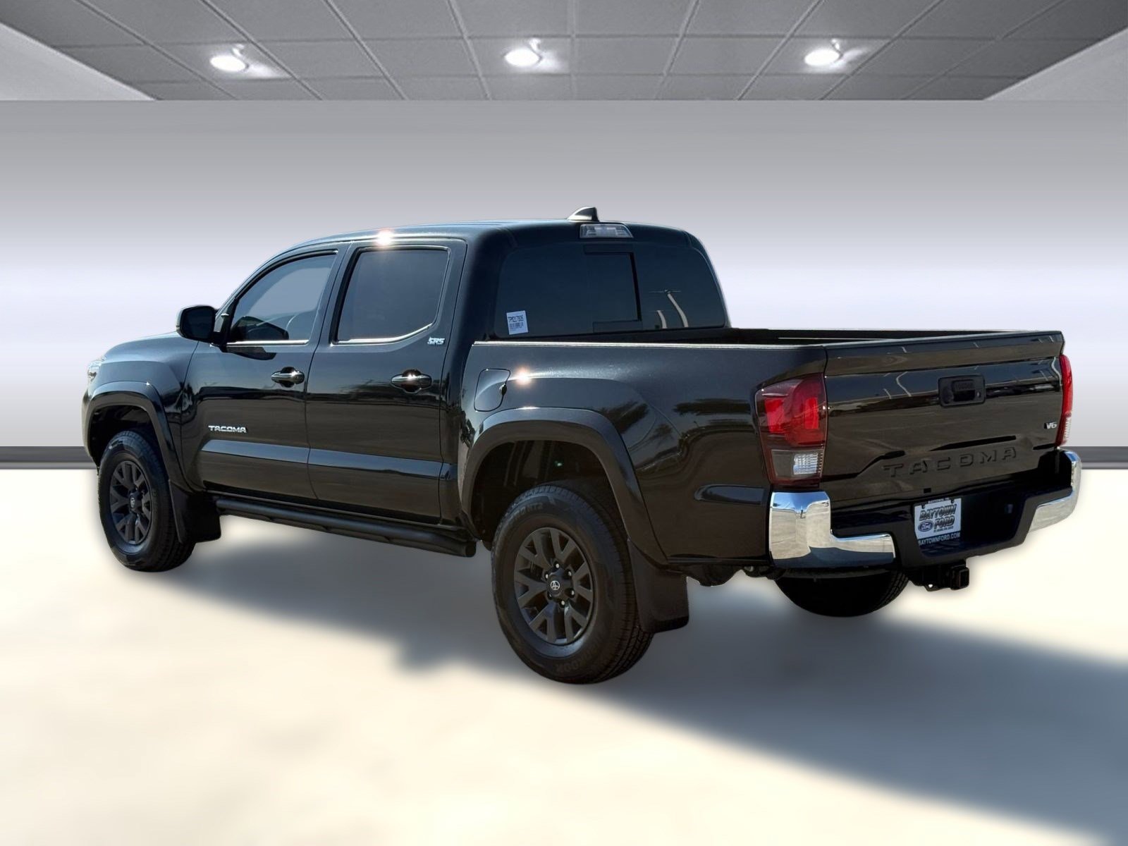 Used 2023 Toyota Tacoma SR5 image 3