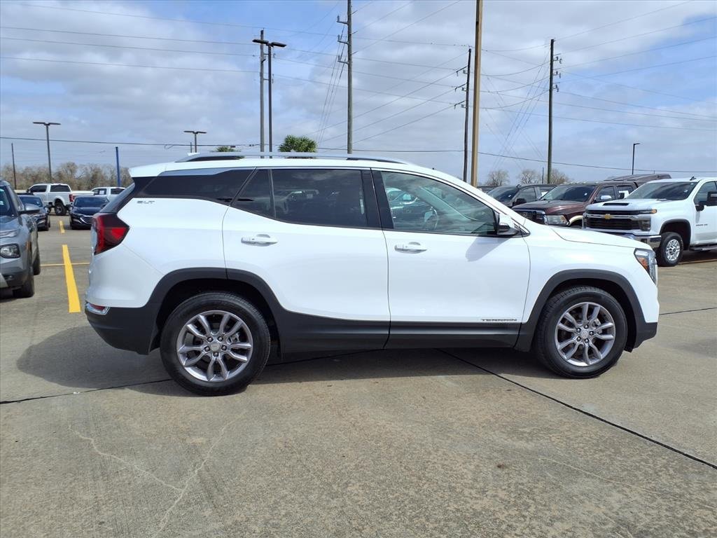 Used 2023 GMC Terrain SLT image 8
