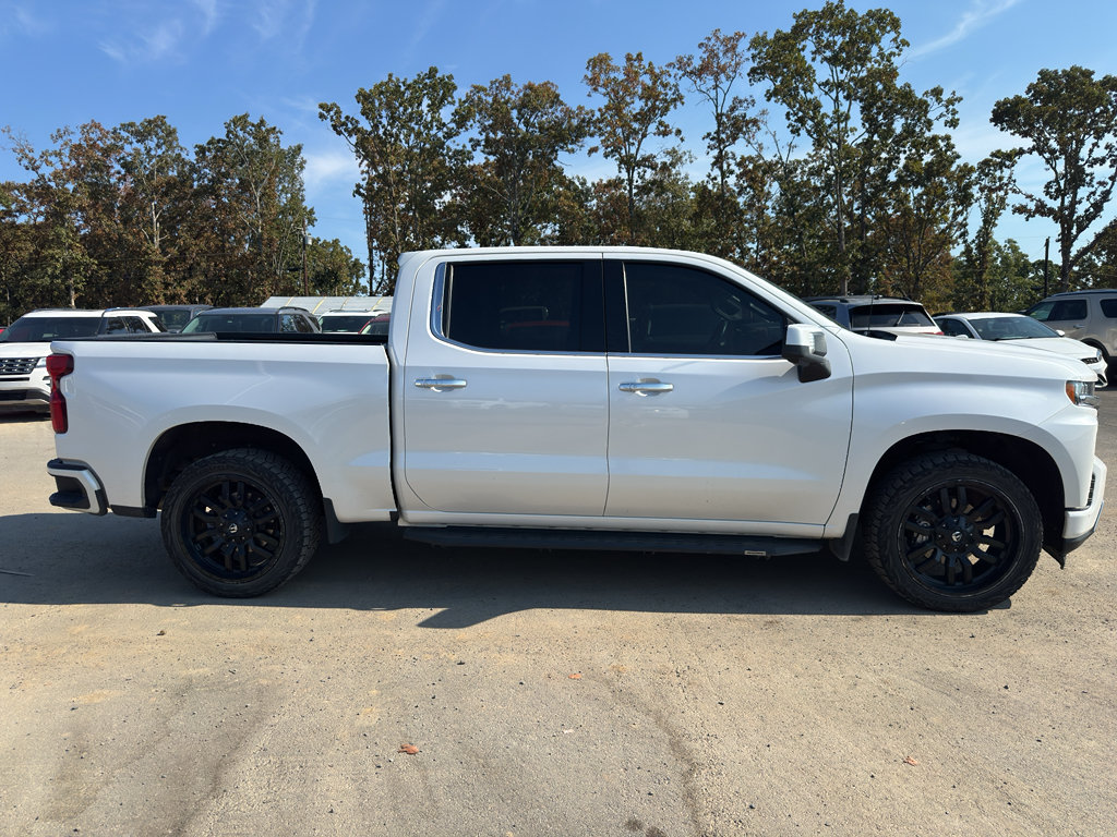 Used 2022 Chevrolet Silverado 1500 High Country w/ Technology Package AWD/4WD image 4