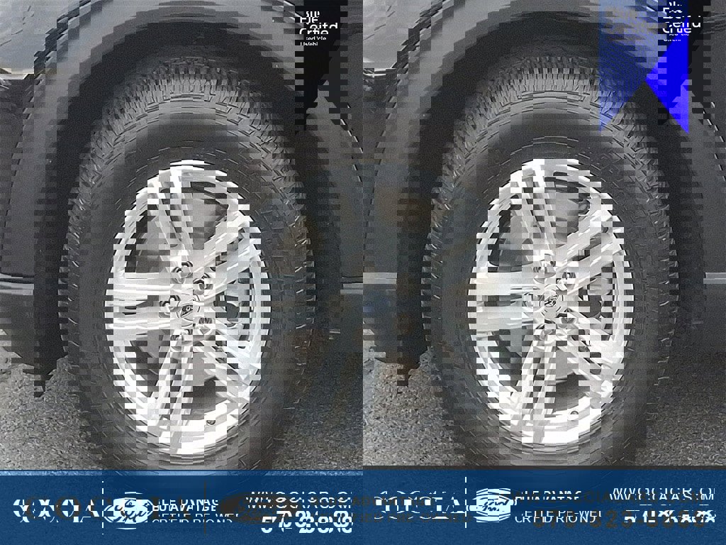 Certified 2022 Ford Explorer XLT w/ Equipment Group 202A image 8