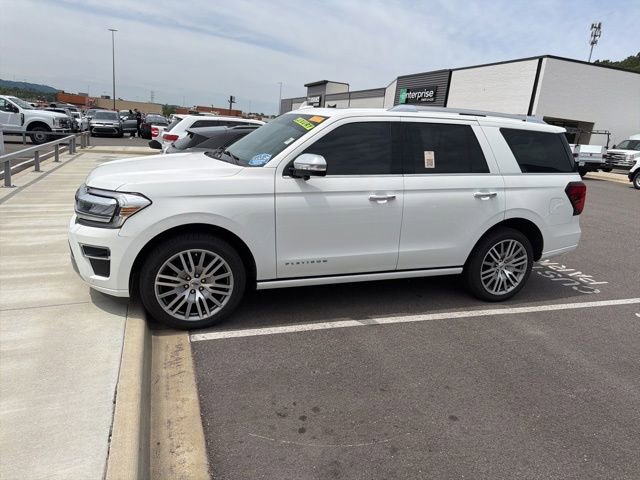 Certified 2022 Ford Expedition Platinum AWD/4WD image 4