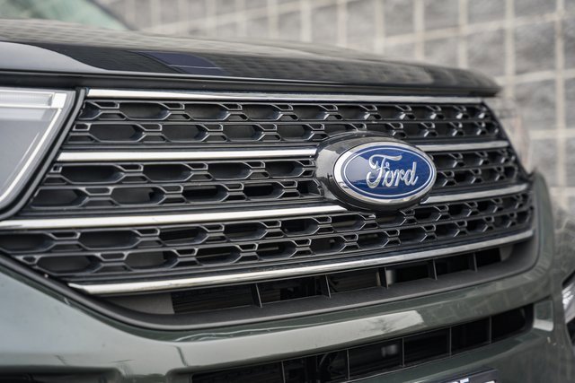 Certified 2024 Ford Explorer XLT w/ Equipment Group 202A image 12