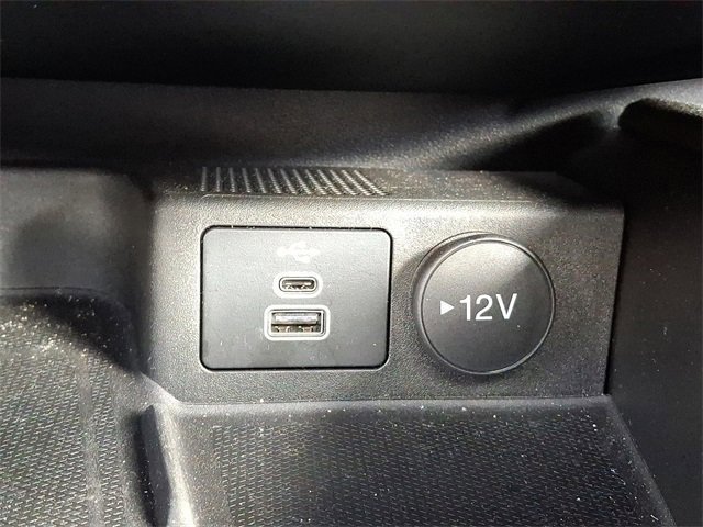 Certified 2024 Ford Escape ST-Line Select w/ Tech Pack #2 image 28