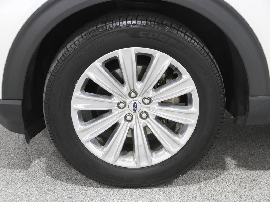 Certified 2022 Ford Explorer Limited w/ Equipment Group 301A image 24