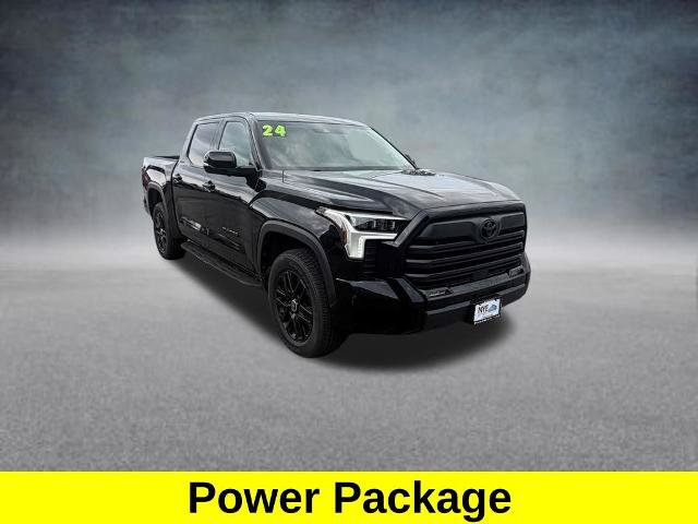 Used 2024 Toyota Tundra Limited AWD/4WD image 8